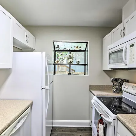 Charming Tallahassee Townhouse About 3 Mi To Fsu!